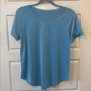 Lululemon T-Shirt